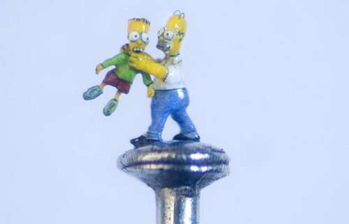 micro sculpture simpsons homer bart